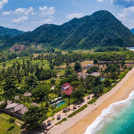 Segara Lombok Beach Resort سيلونغ بيلاناك المظهر الخارجي الصورة