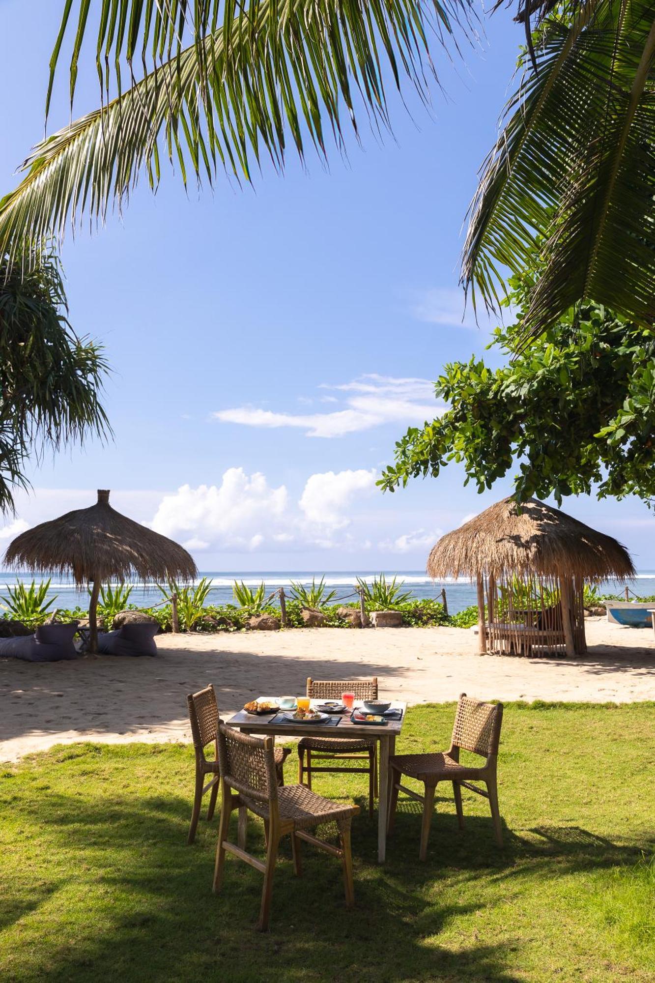 Segara Lombok Beach Resort سيلونغ بيلاناك المظهر الخارجي الصورة